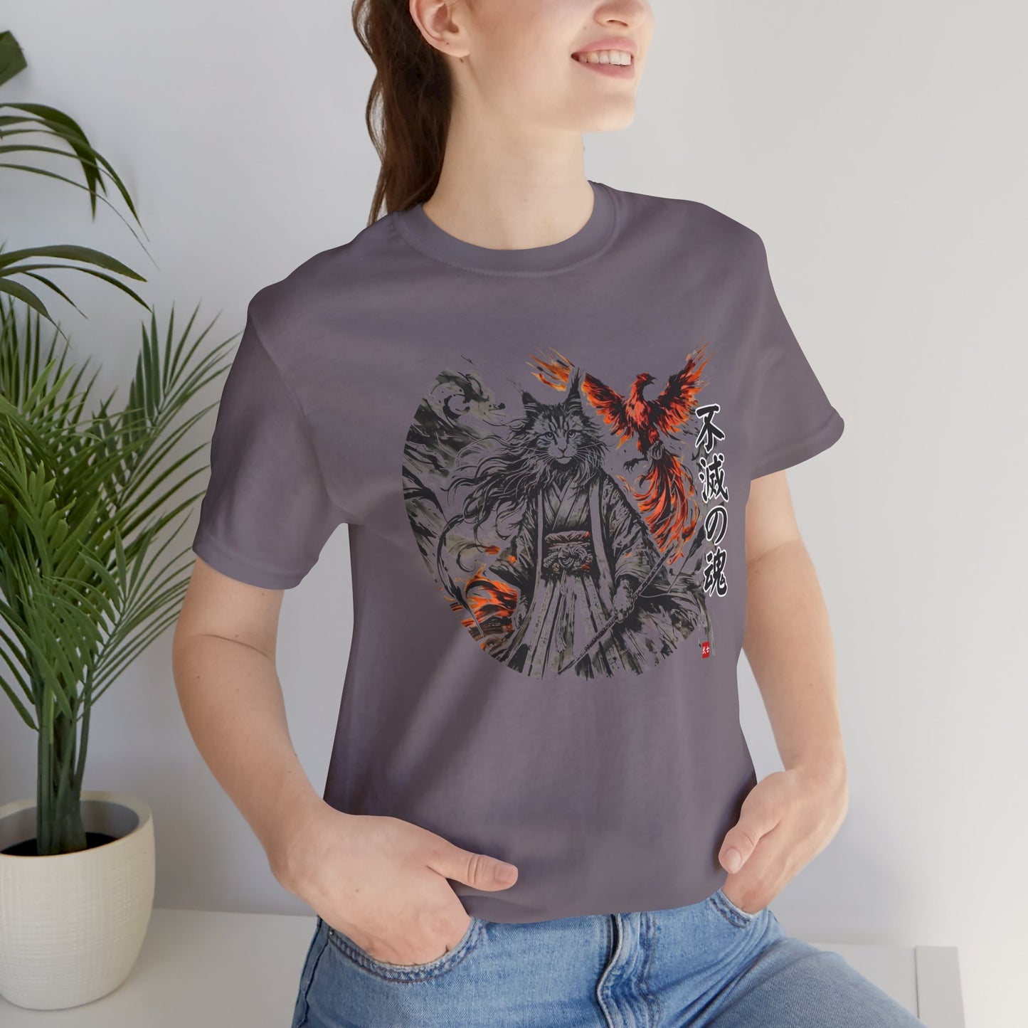 Unzerstörbare Seele – 不滅の魂 | T-Shirt mit Samurai-Katze und Phönix