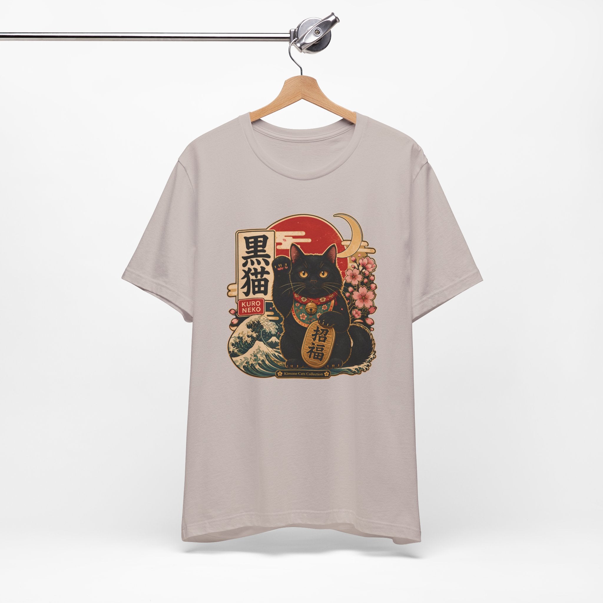 Black Maneki Neko T-Shirt — Lucky Cat Japanese Retro Graphic Tee
