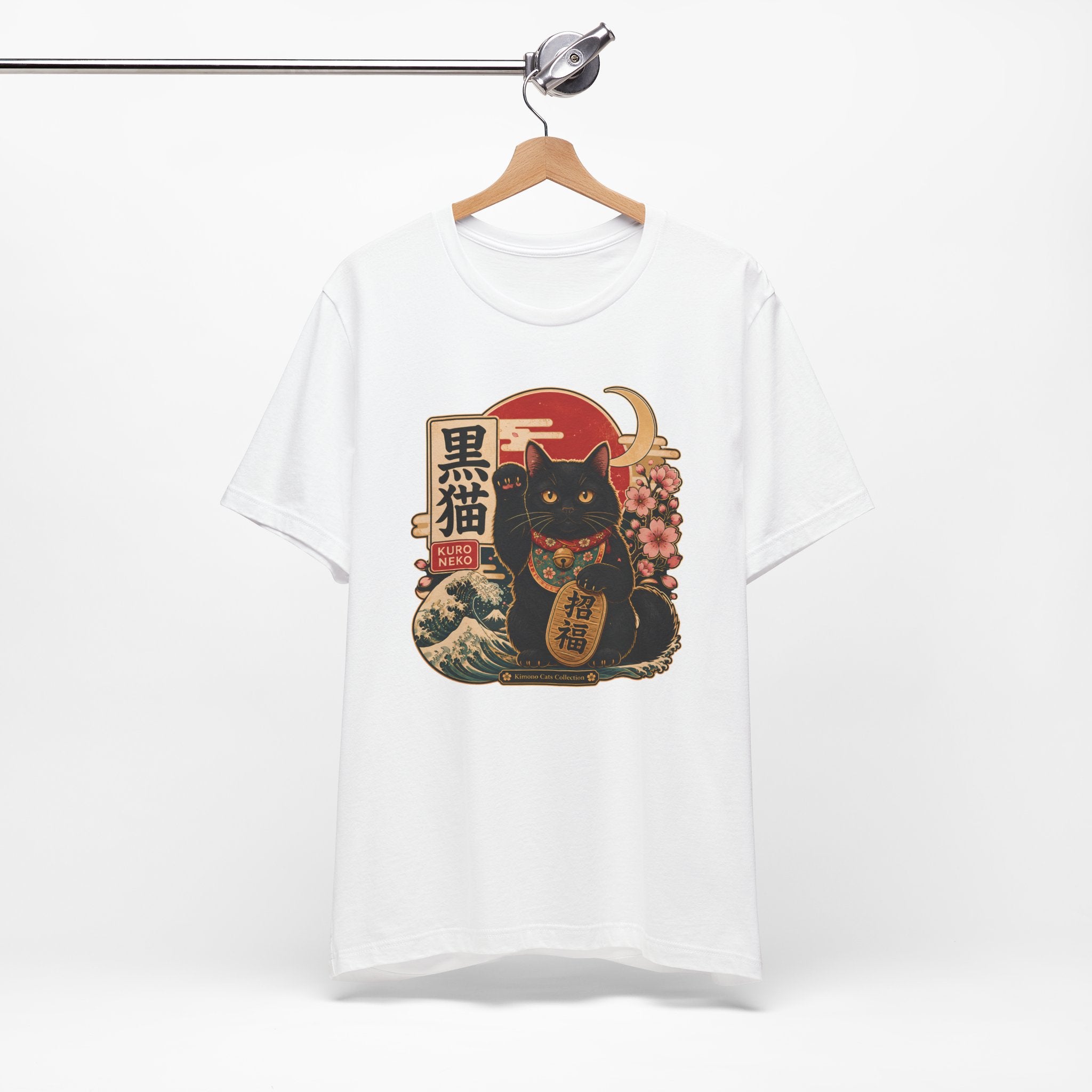 Black Maneki Neko T-Shirt — Lucky Cat Japanese Retro Graphic Tee